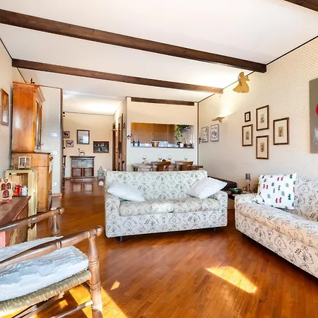 Apartment Hostdomus - Skyline